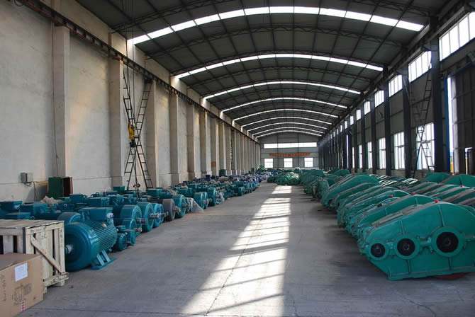 南寧減速機(jī),廣西減速機(jī),減速電機(jī),齒輪減速機(jī),硬齒面減速機(jī),擺線針輪減速機(jī),齒輪箱 南寧減速機(jī),廣西減速機(jī),減速電機(jī),齒輪減速機(jī),硬齒面減速機(jī),擺線針輪減速機(jī),齒輪箱